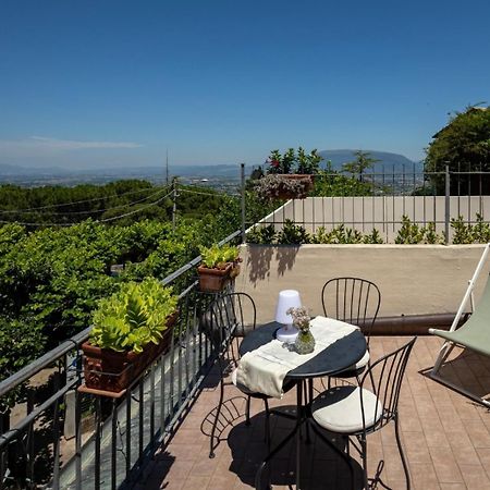 App. Con Terrazza Panoramica In Centro-Montefalco Εξωτερικό φωτογραφία
