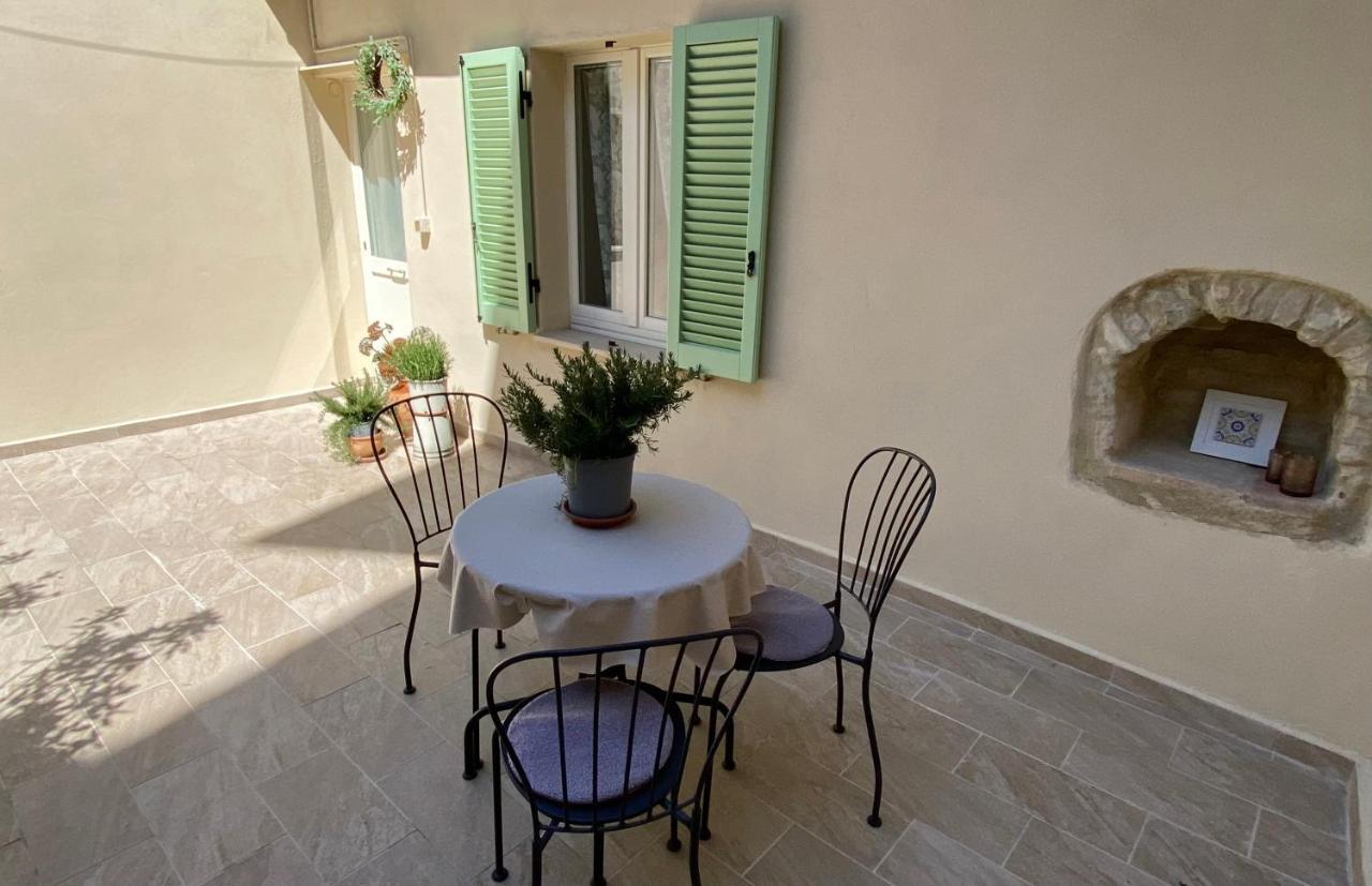 App. Con Terrazza Panoramica In Centro-Montefalco Εξωτερικό φωτογραφία